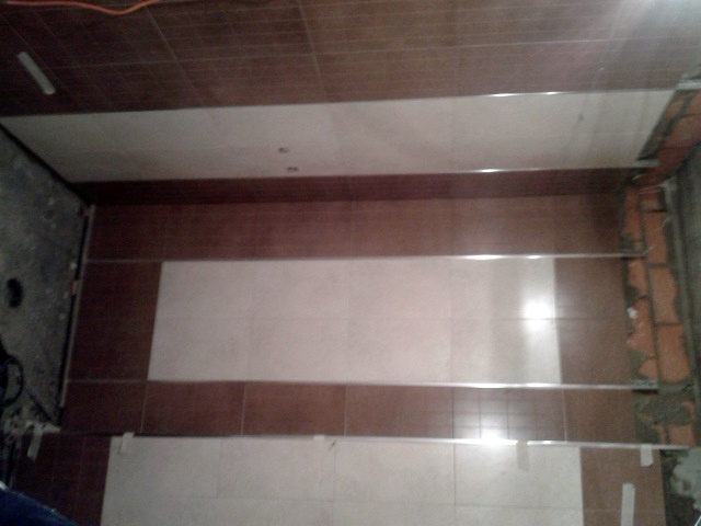 CUARTO DE BAÑO EN PRECESO