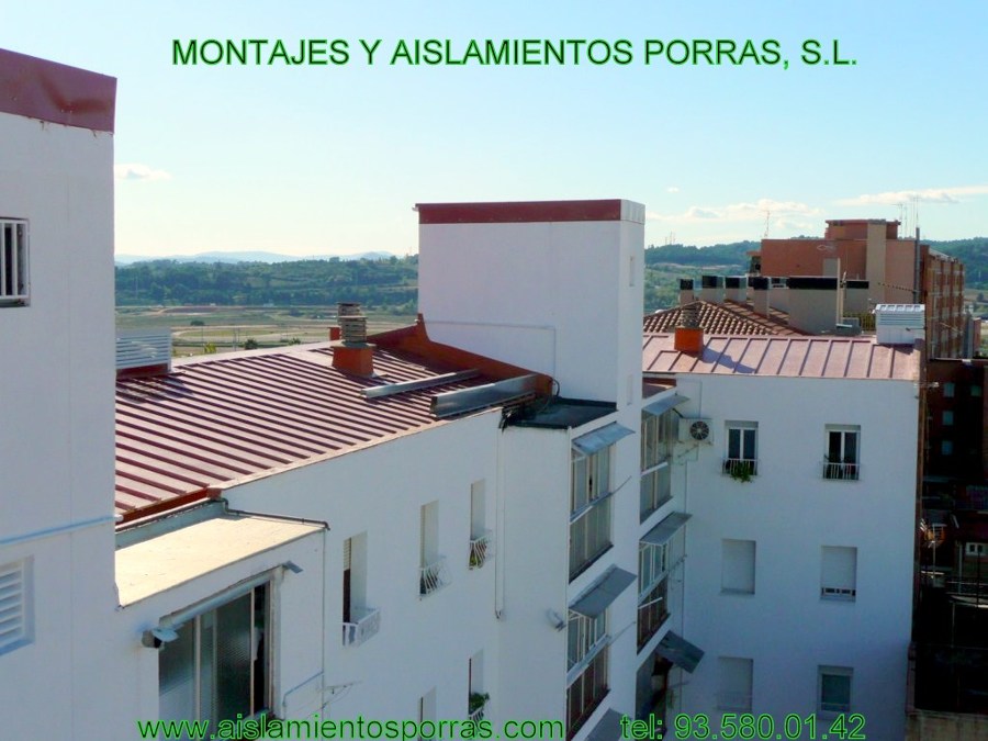 CUBIERTA AISLANTE DE PANEL TERMICO Y REHABILITACION DE FACHADA