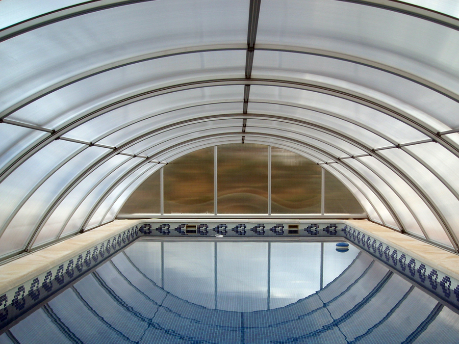 cubierta de piscinas