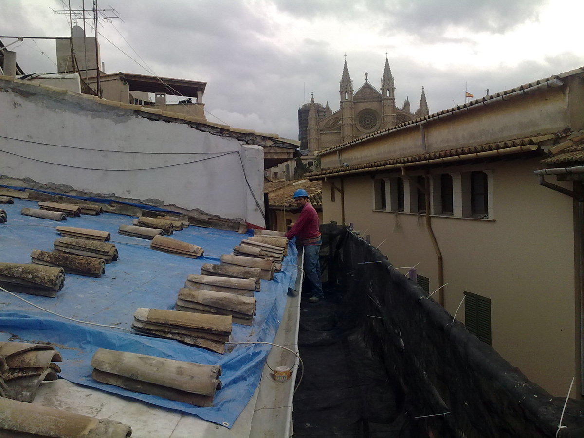 cubirta de teja y fachadas