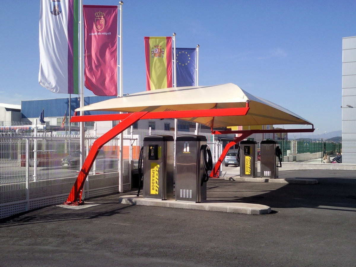 Cubrimiento pvc dos pilares