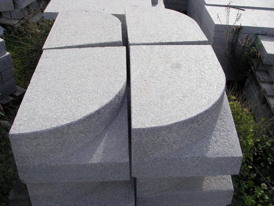 Curvilla de granito gris quintana