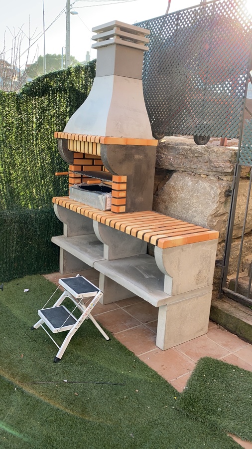 Instalacion de barbacoa de obra