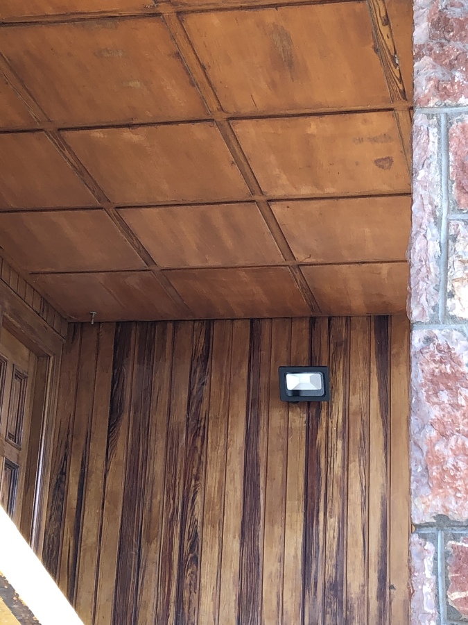 Instalación de focos de led