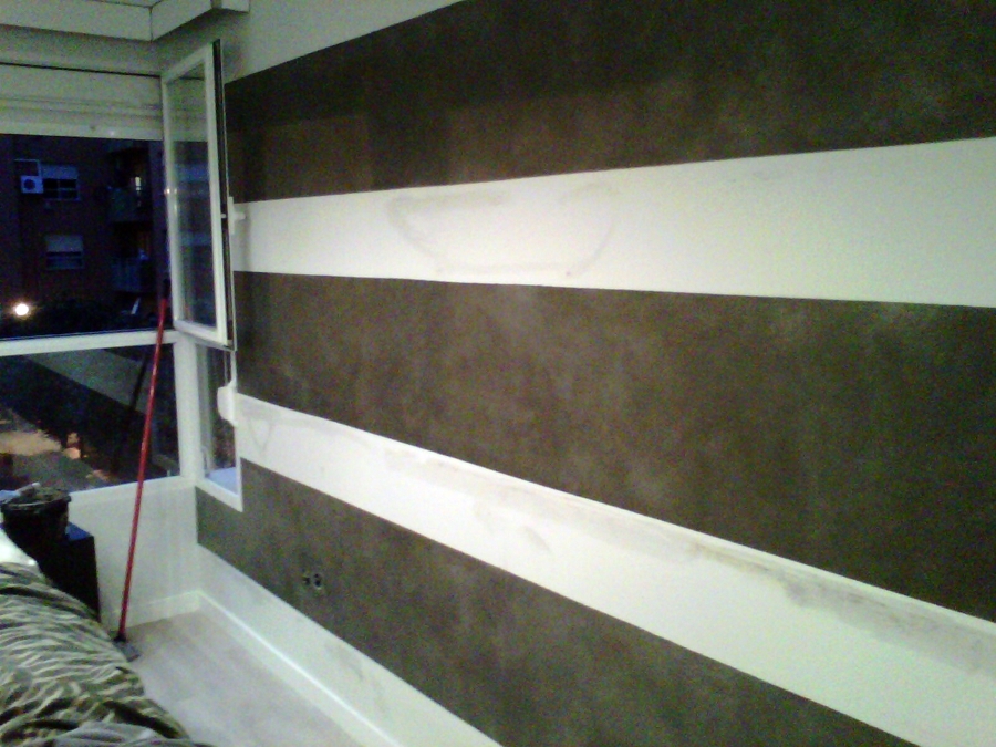 decoracion franjas en oxido en comedor