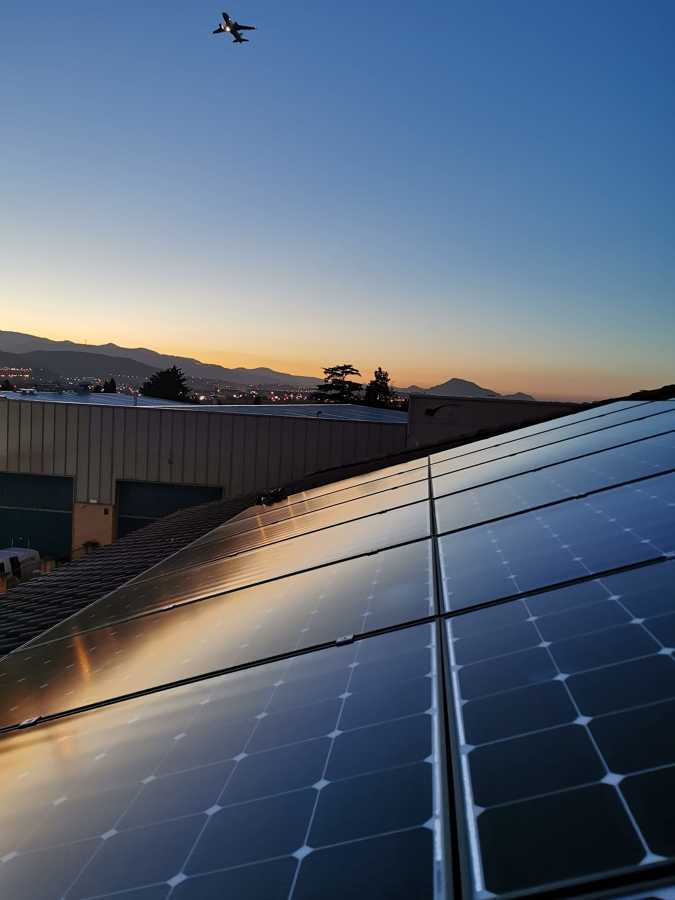 INSTALACIÓN FOTOVOLTAICA EN DERIO