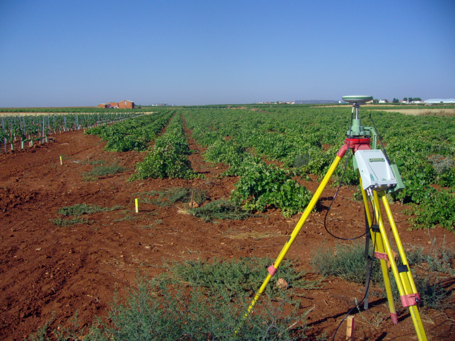 Deslinde de una parcela rústica.