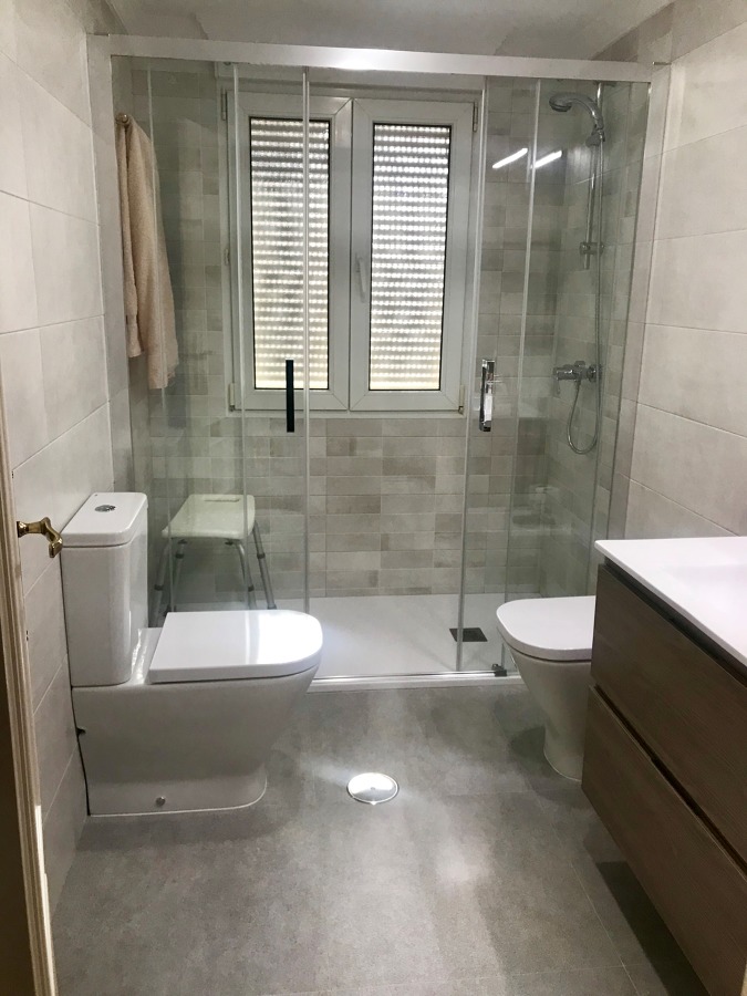 Reforma de baño en Madrid ( despues 1 )