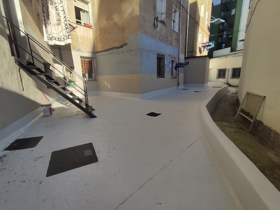 Impermeabilización patio interior