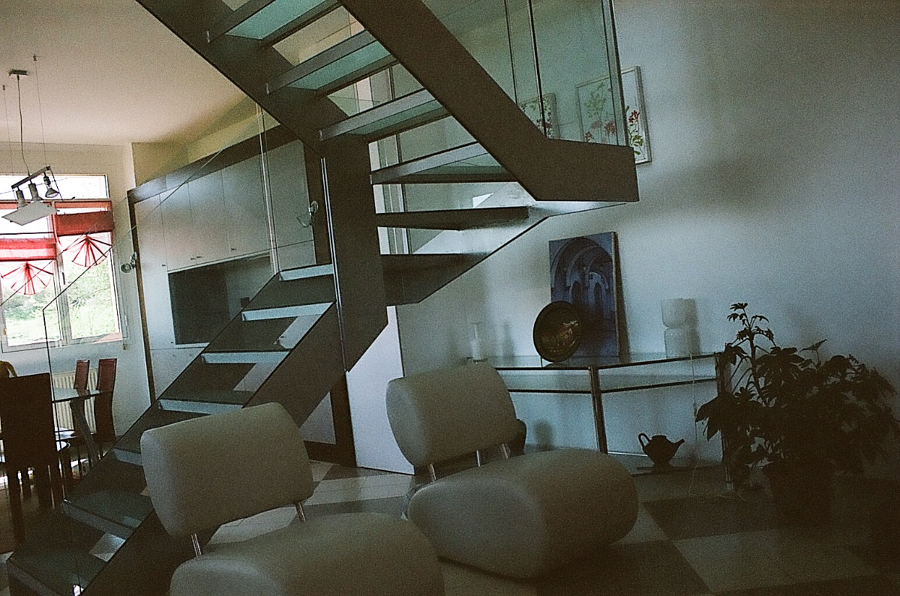 Detalle de Escalera Suspendida