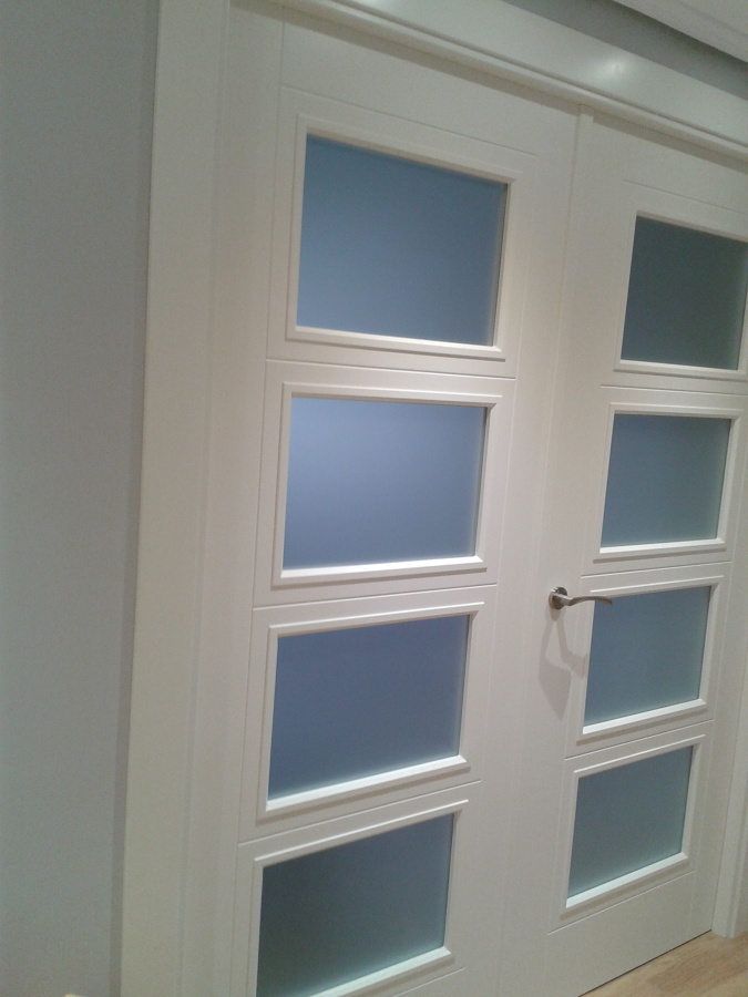 Detalle de puerta doble