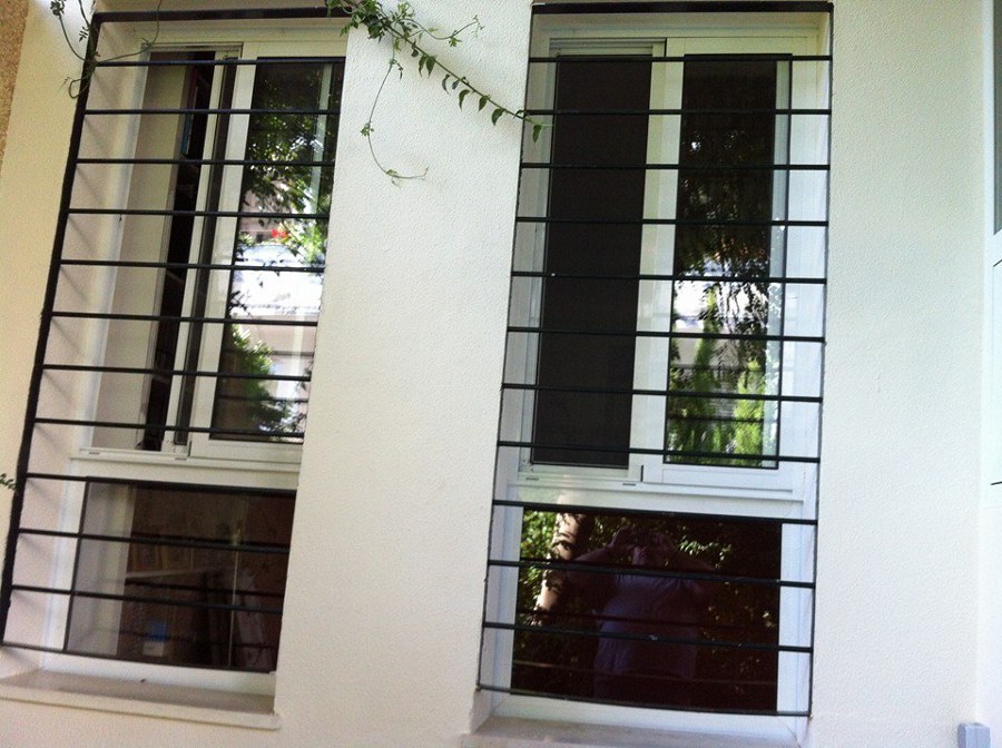 detalle de ventana y rejas