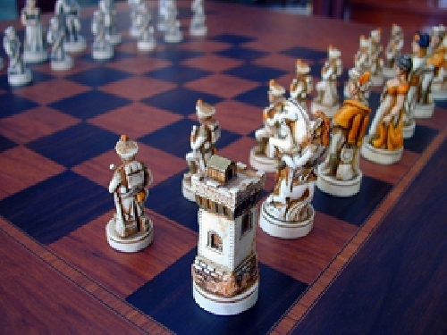 Detalle mesa de ajedrez