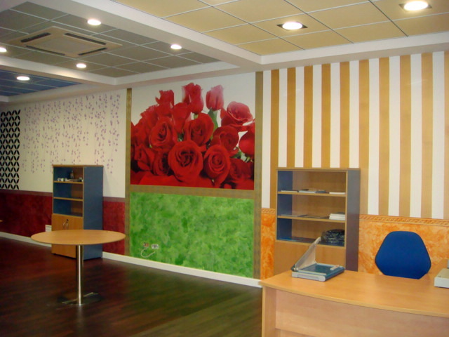 Detalle muestras pinturas y papeles