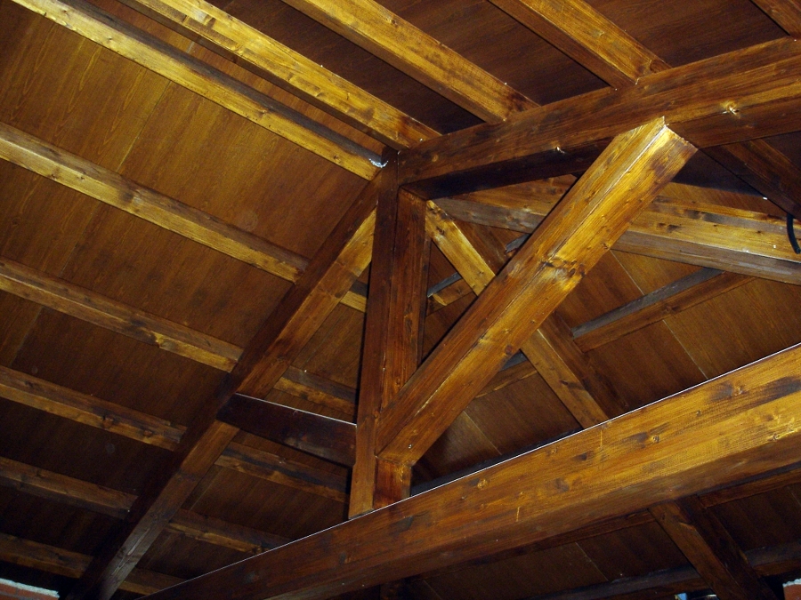 Detalle techo de madera