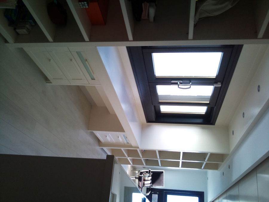 DETALLE TOCADOR EN VESTIDOR