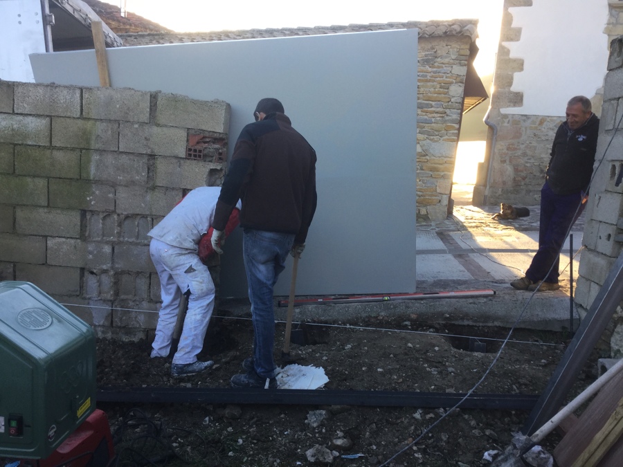 Cambio de puerta metálica corredera