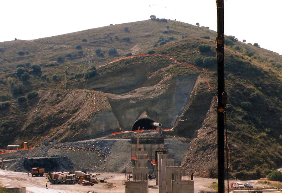 Dirección topográfica en un túnel