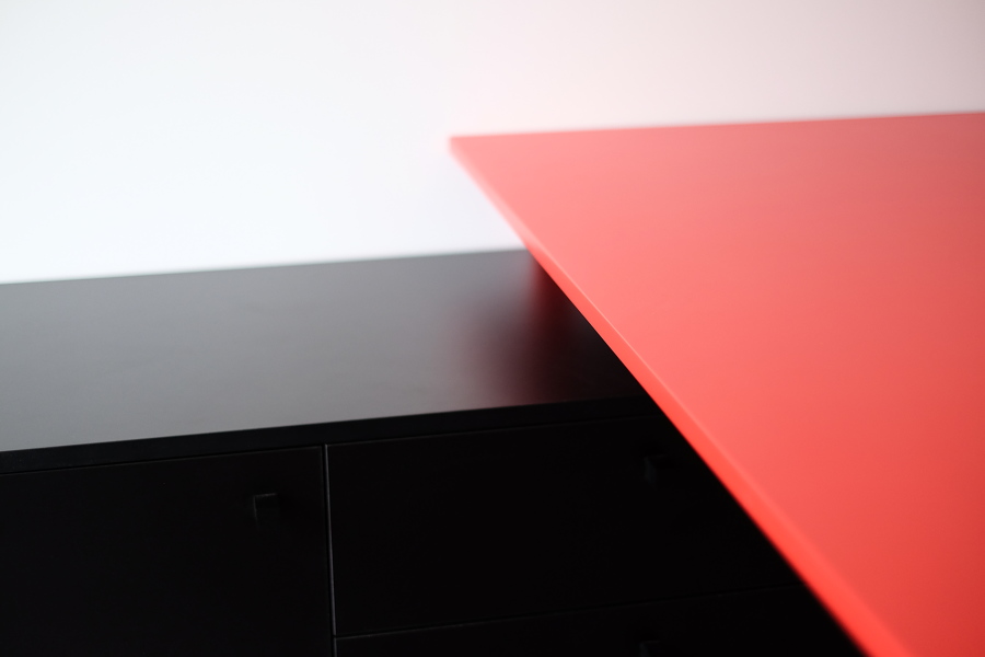 Detalle mesa hecha a medida