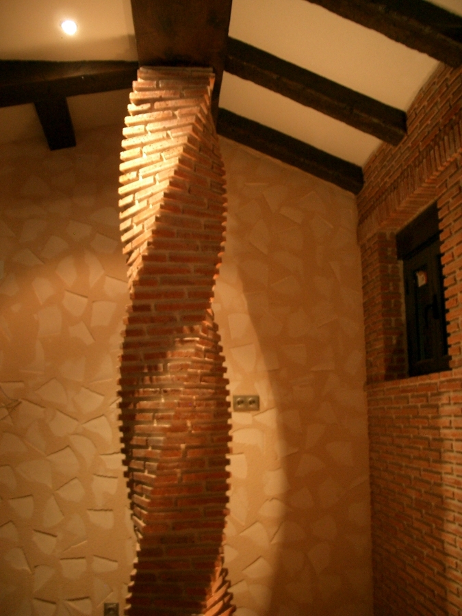 DISEÑO PILAR EN BODEGA INTERIOR