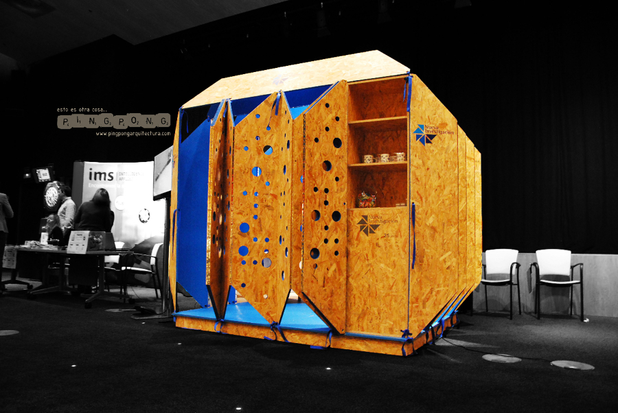 Diseño y construcción de Stand Biombo para Nueva Investigación