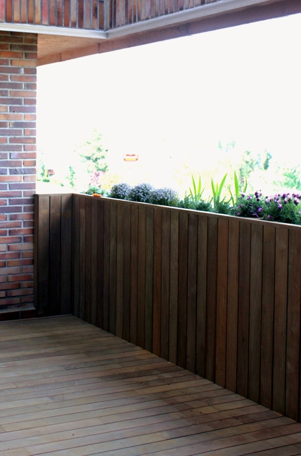 Diseño y reforma de jardín en terraza en ático. Madrid.