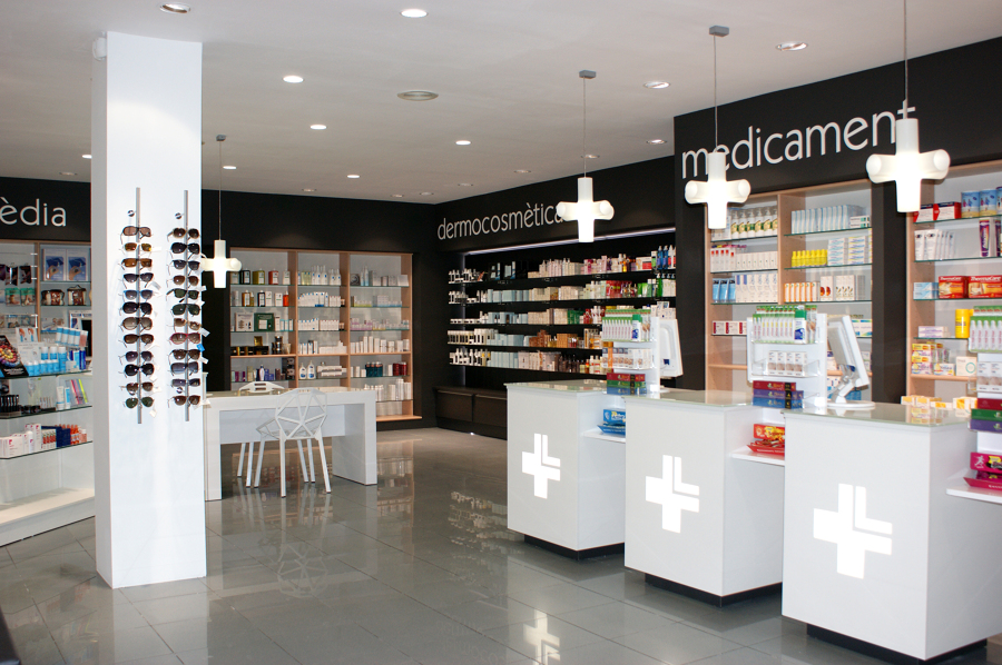 Disseny d’una farmàcia a sant carles de la ràpita