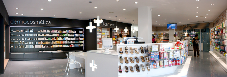 Disseny d’una farmàcia a sant carles de la ràpita