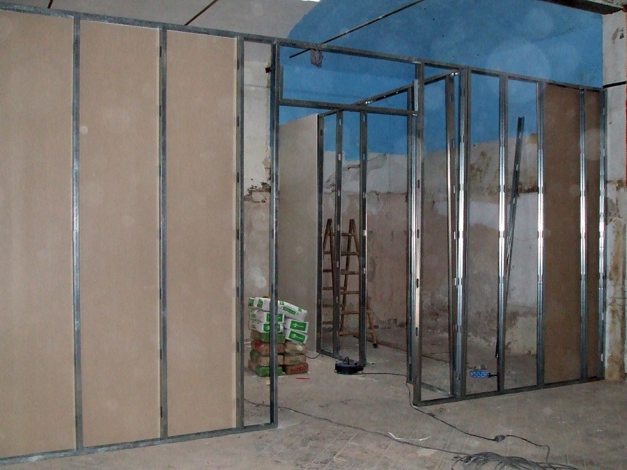 DIVISIÓN DE PAREDES - TECHOS - AISLANTE