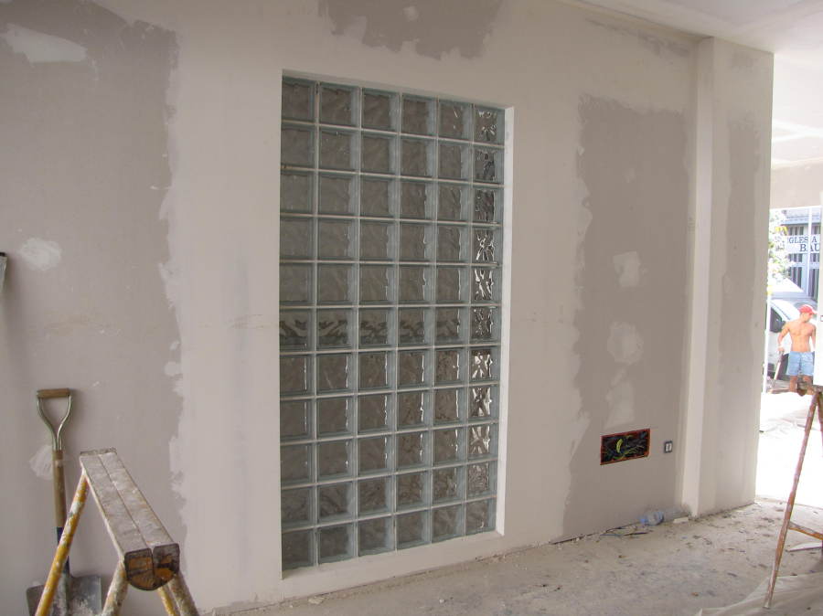 Divisiones de Pladur con muro de Pavés