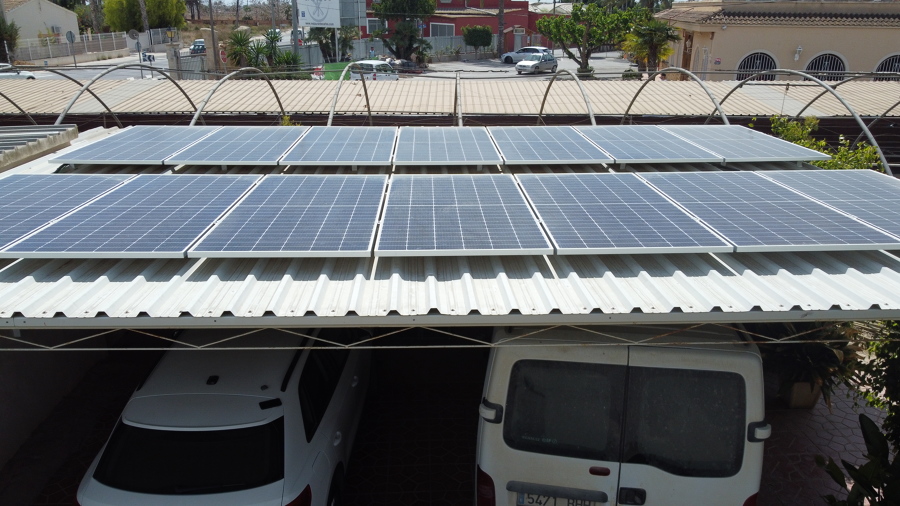 Instalación Elche - 6,5kWp - 14 paneles + Baterías