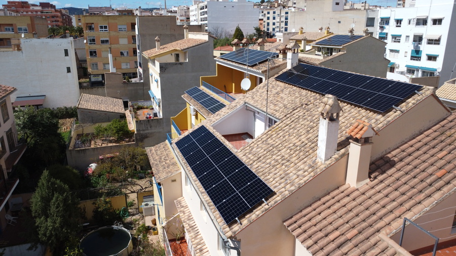 Instalación de placas solares en Segorbe