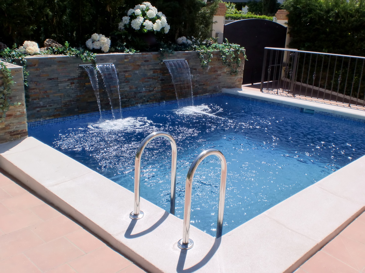 Doble Cascada Laminar en Jardinera