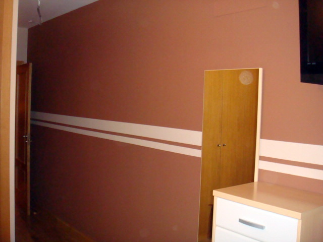 Doble linea en pared h. principal