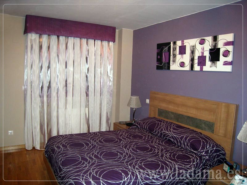 Dormitorio actual en lilas
