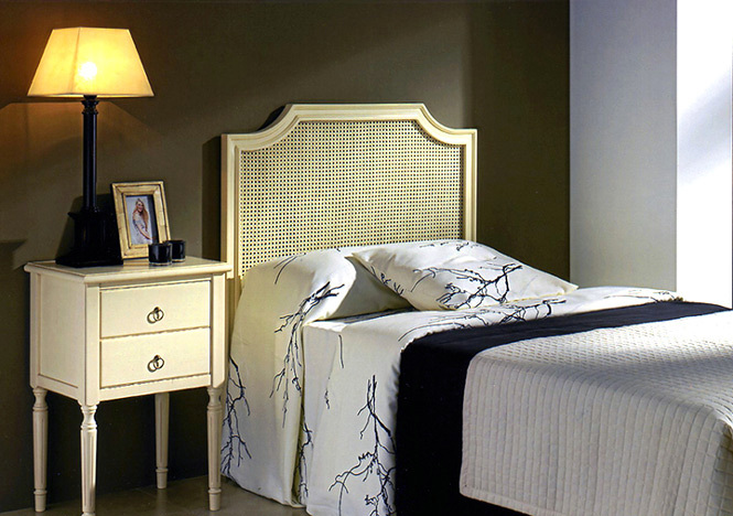 Dormitorio juvenil cabecero rejilla