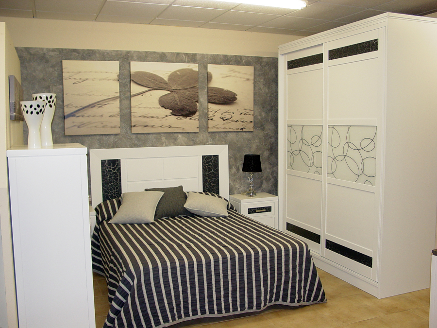 Dormitorio Pino macizo modelo Piedra.