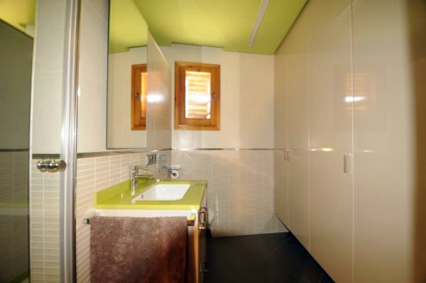 DOS BAÑOS EN UNO:BAÑO 1