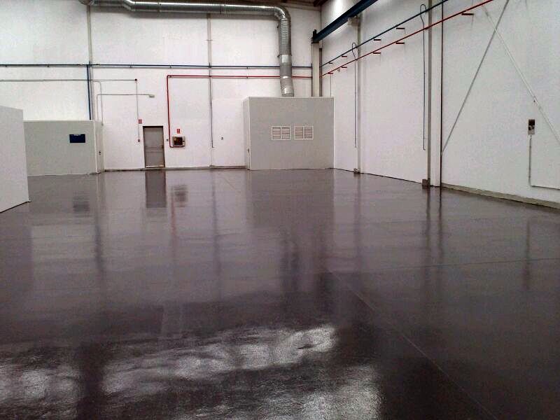 DOS MANOS DE PINTURA DE POLIURETANO