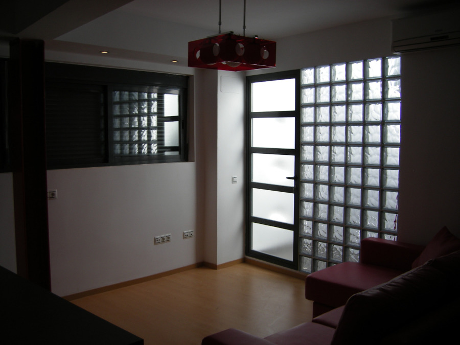 Dos viviendas y local