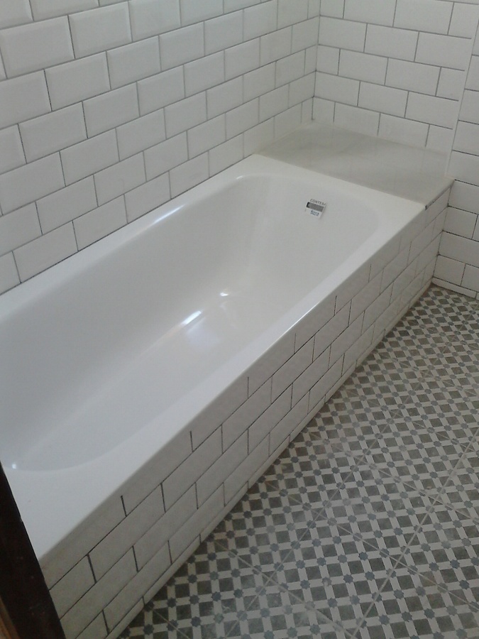 Bañera.  Marca roca. MD Contessa