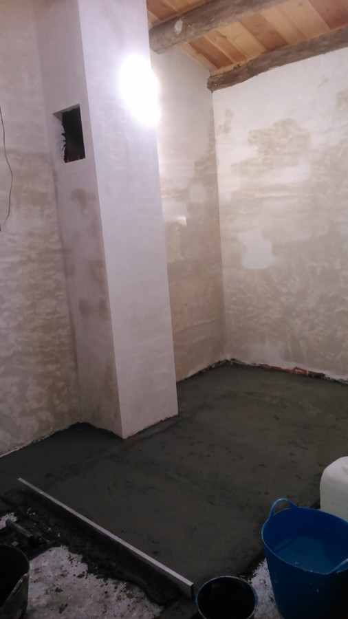 Revestimiento de paredes con yeso en desván