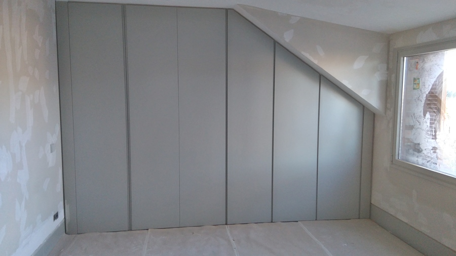 Armario abuhardillado