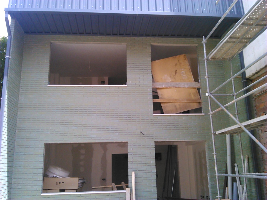 FACHADA LADRILLO VISTO