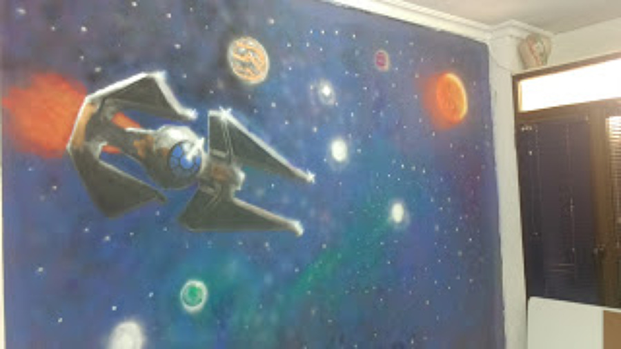 Dibujo en pared de habitación