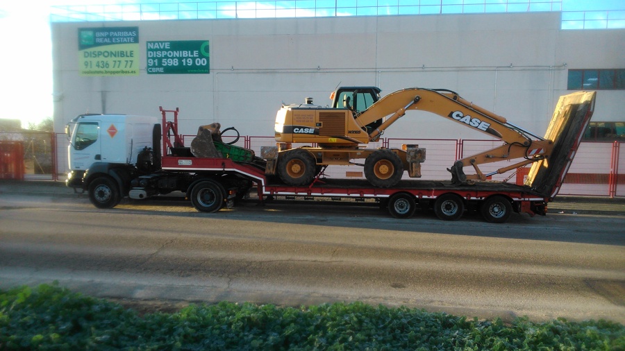 Transporte de maquinaria.