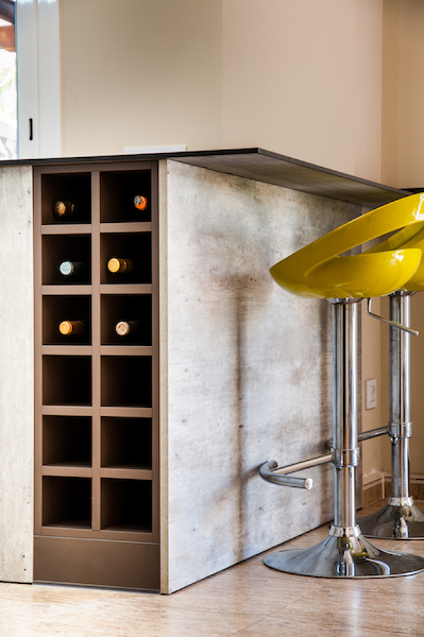 BOTELLER INTEGRAT EN ILLA