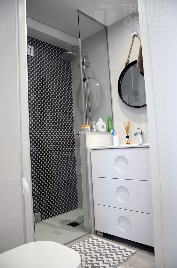 Año 2015. Reforma integral de vivienda realizada por Traber Obras. Madrid, barrio Arganzuela - Delicias.