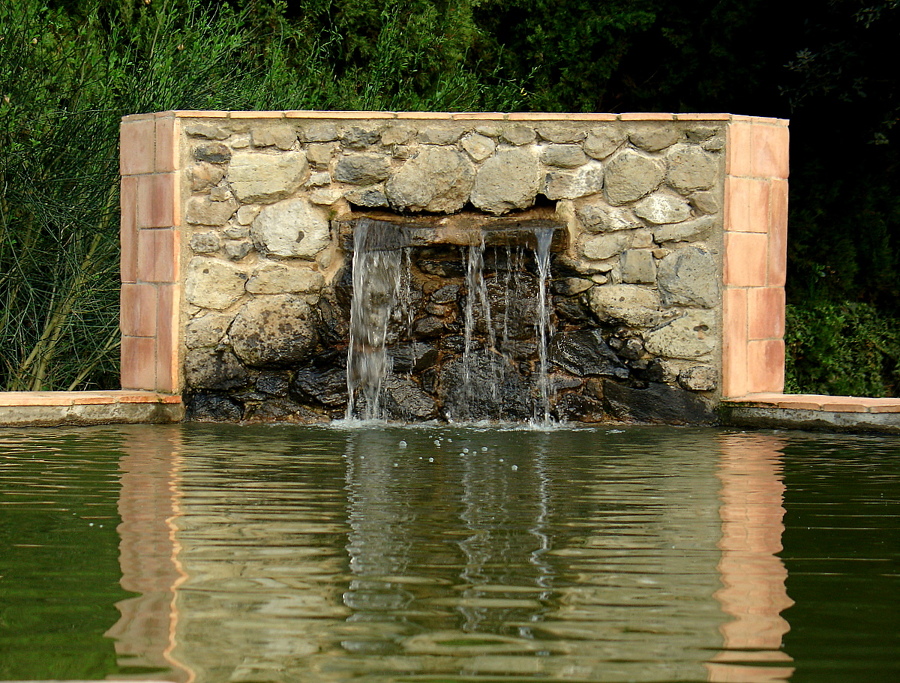 Fuente para estanque.