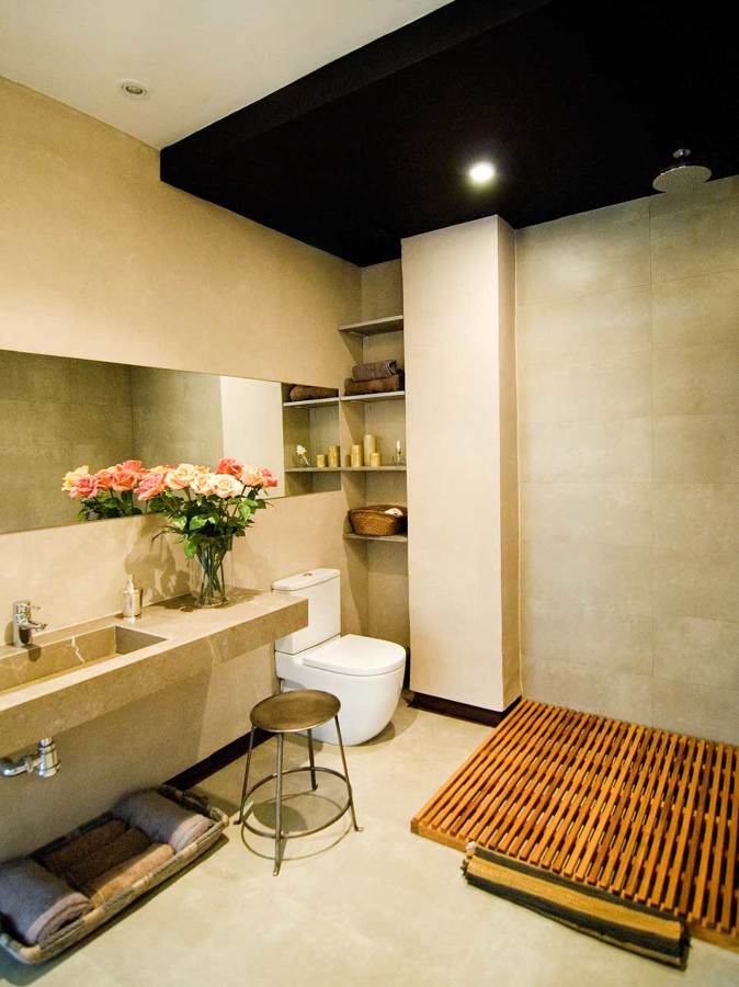 Baño para centro de yoga en Sevilla